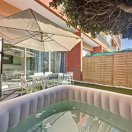 2 Pieces - Parking - Jacuzzi - Food & Drink - Apartment *