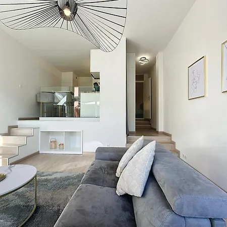 2 Pieces - Parking - Jacuzzi - Food & Drink - Apartment